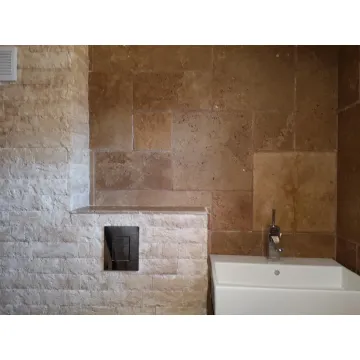 White travertine rock face 7L